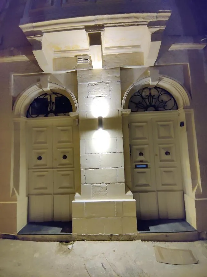 Cabin 4 Savynomad Harbour Residences Wow Views Cospicua Malta